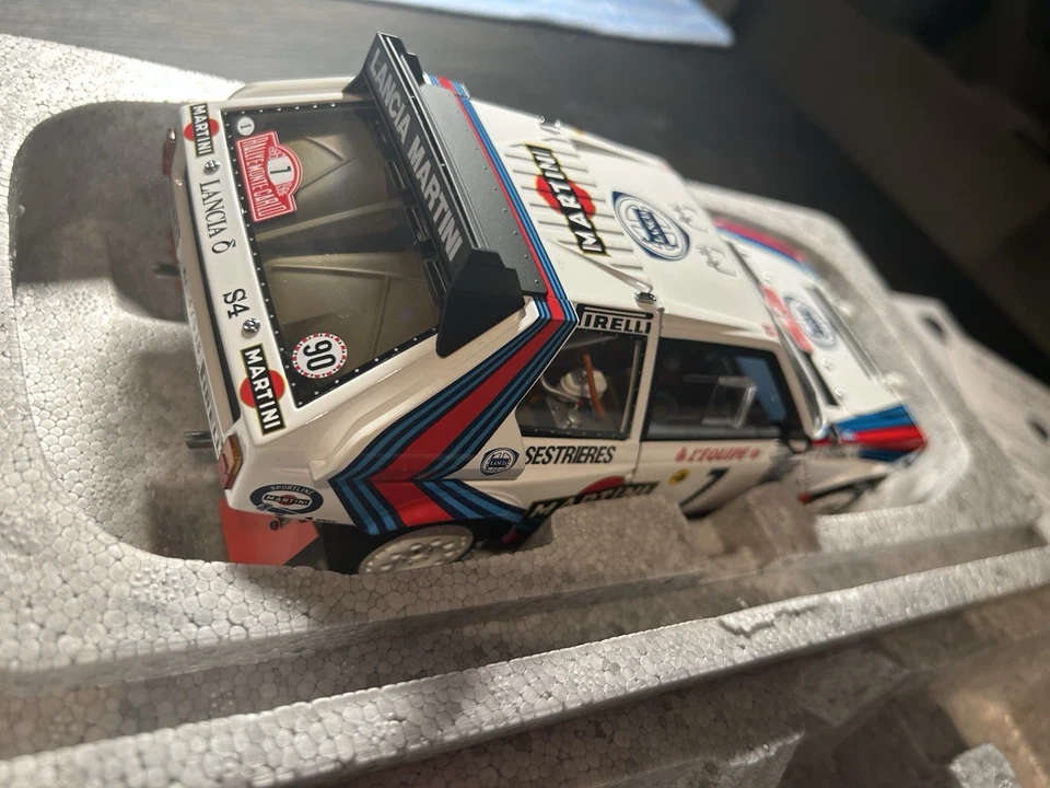 Lancia Delta S4 Montecarlo WINNER 1986 Autoart Signature Series 1/18 NEW!!! - Imagen 2 de 4