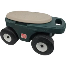 Step 2 Utility Seat Storage Organizer Rolling Garden Cart Grass Hopper Vintage