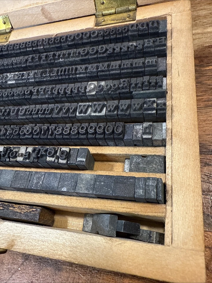 Accurate Printing Blocks Metal Bodied Rubber Type late 1800s Wood Case - Image 3 of 4