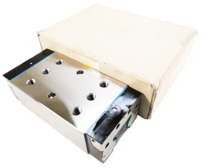 Bosch Rexroth  R18236222X  RWD-065-SLS-C2-P-2 65mm Linear Block   FACTORY SEALED