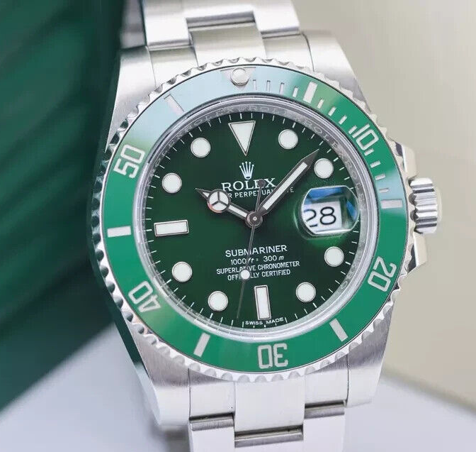 Rolex Submariner 2019 aka HULK 116610LV 40mm Stainless White Green