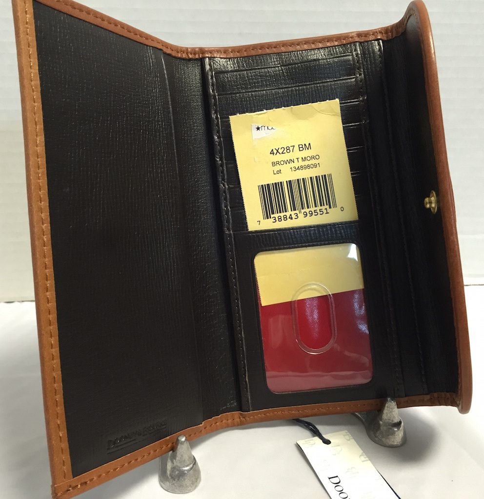 NWT*Dooney & Bourke Leather*T Moro* Continental Clutch Wallet
