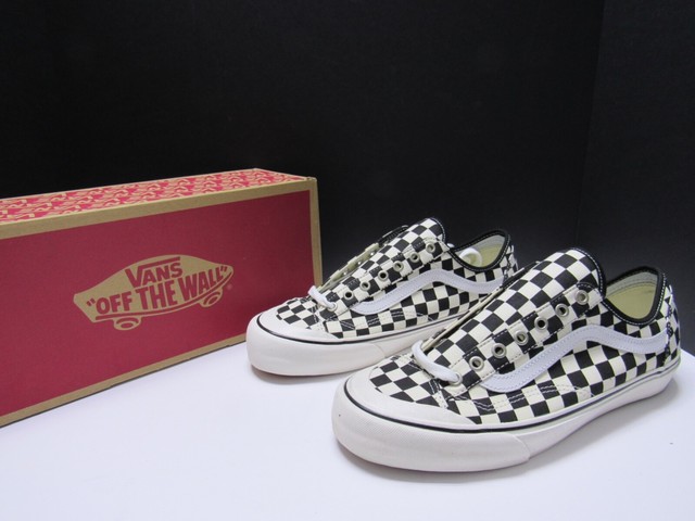 vans style 36 slim white