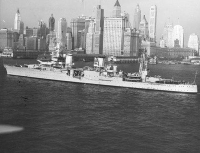 The USS Indianapolis passing Battery New York New York August 10 1- Old Photo