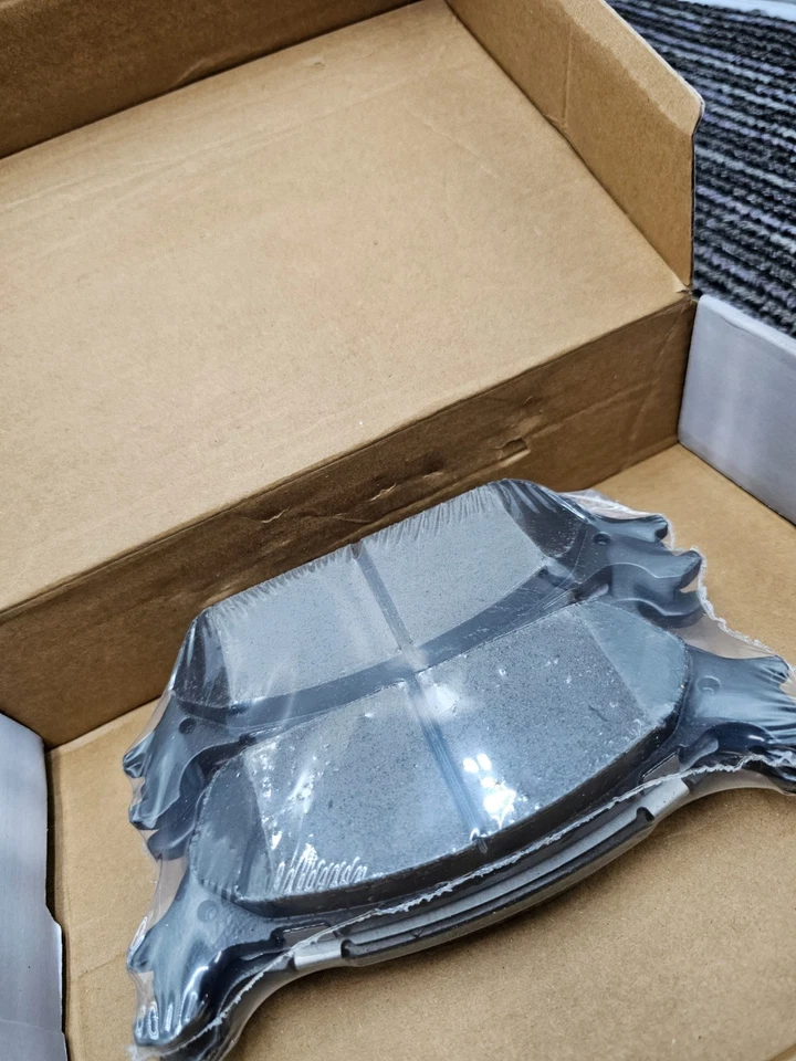 Pastilla de freno trasera Raybestos EHT1602H para Ford F150 2012-2017 2015 2014 2013 2016 Foto 3 de 4