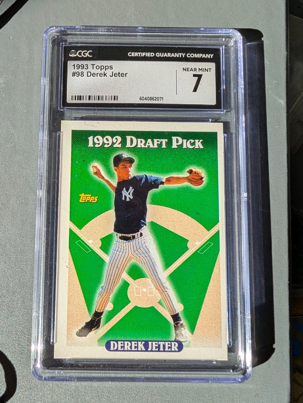 1993 T0PPS DEREK JETER RC #98 CGC 7