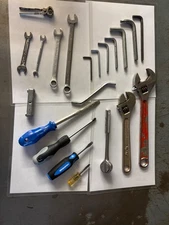 Vintage / Modern Tools great Assortment 
