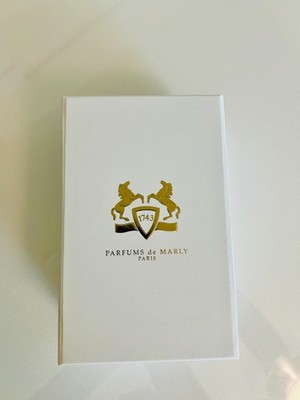Parfums de Marly Perfume Box 4.5 '' x 7.25 '' x 3.25 '' White