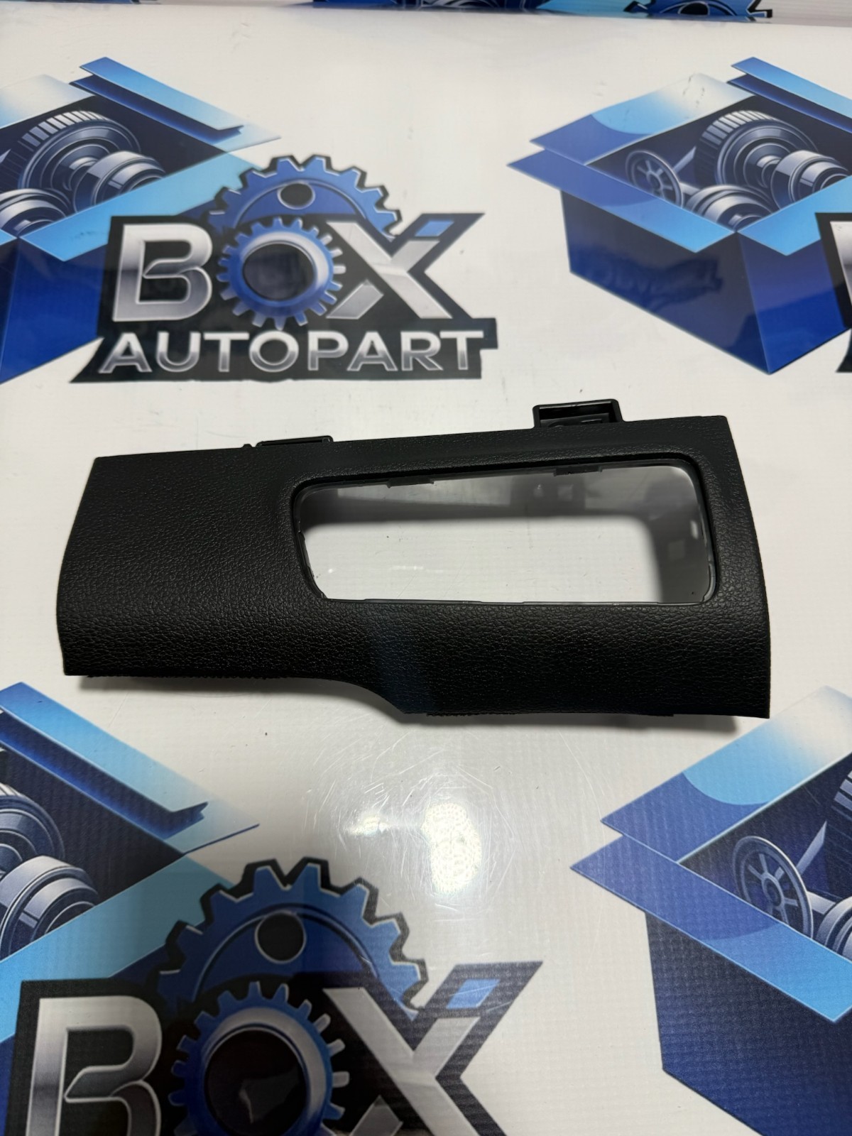 2016-2021 HYUNDAI TUCSON DASH LEFT SWITCH BEZEL TRIM COVER PANEL 84781D3000 OEM