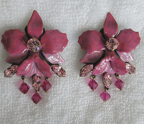 ZAZOU SARL FRANCE BERRY ENAMEL & PINK CRYSTALS LARGE ORCHID CLIP ON EARRINGS