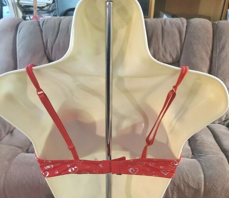 Native Intimates Bra Red with Silver Hearts 36C/L little Bow in Front(Pre-Owned) - Image 4 of 4