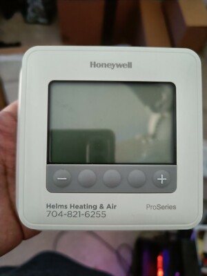 Honeywell T4 Pro Programmable Thermostat - TH4110U2005/U