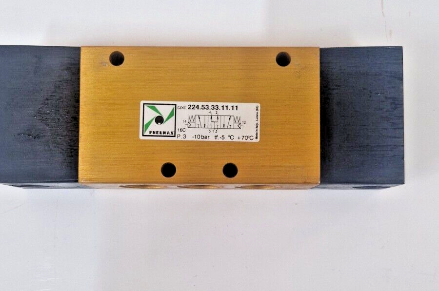 Pneumax 224.53.33.11.11 Pneumatic 5/3 Pilot /Pilot Valve, Press Ctr- G1/4"" Ports