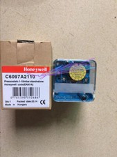 1PC New Honeywell C6097A2110 Pressure Switches