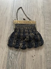 VINTAGE FRINGED BLUE GLASS SEED BEAD PURSE with Gold METAL CHAIN - READ