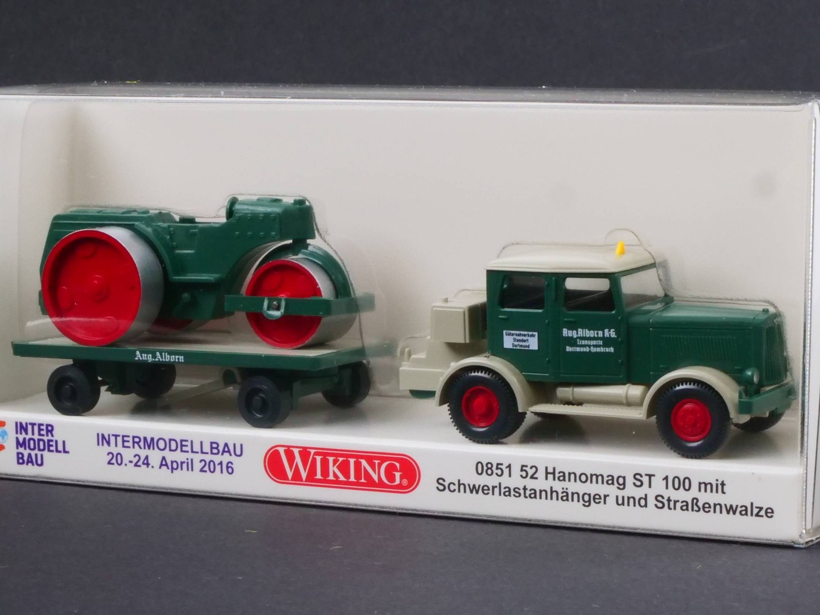 Wiking 085152 Hanomag ST 100 Road Roller Trailer Truck, Mint! OVP 1:87