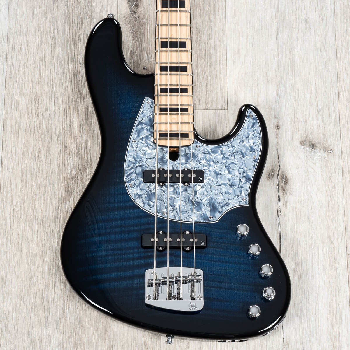 Mayones Jabba Classic 4弦 Mayones Jabba Classic 4 Bass, Maple Fretboard, Trans Dirty