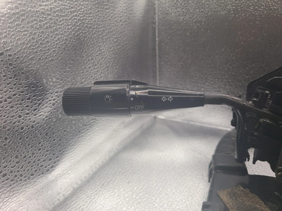 Interruptor combinado limpiaparabrisas faros Toyota Celica GT GT-S 1986-1987 84310-2B640 OEM Foto 3 de 4