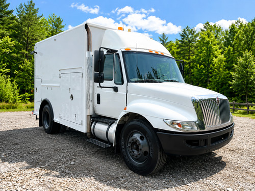 2011 International Durastar 4300 Enclosed Utility Truck