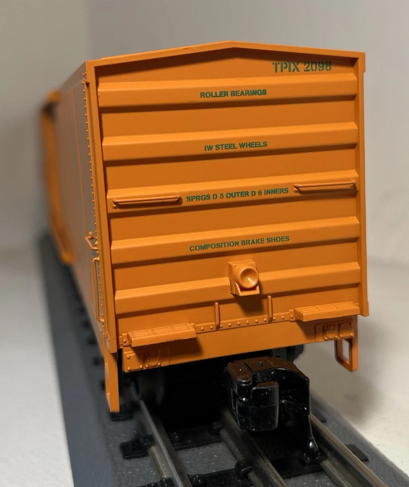 MTH 20-94430 Tropicana 60’ Reefer Car - Image 4 of 4