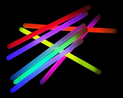 200x 12'' Mega Leuchtstäbe - gemischte Leuchtstäbe Stäbe (15mm) Glowtopia Festivals