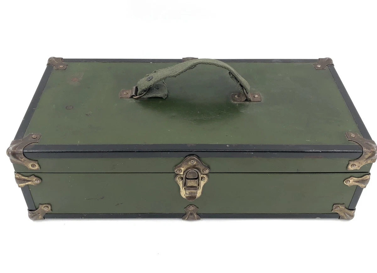 Eagle Lock Company Trunk In Antique Chests & Trunks (1800-1899