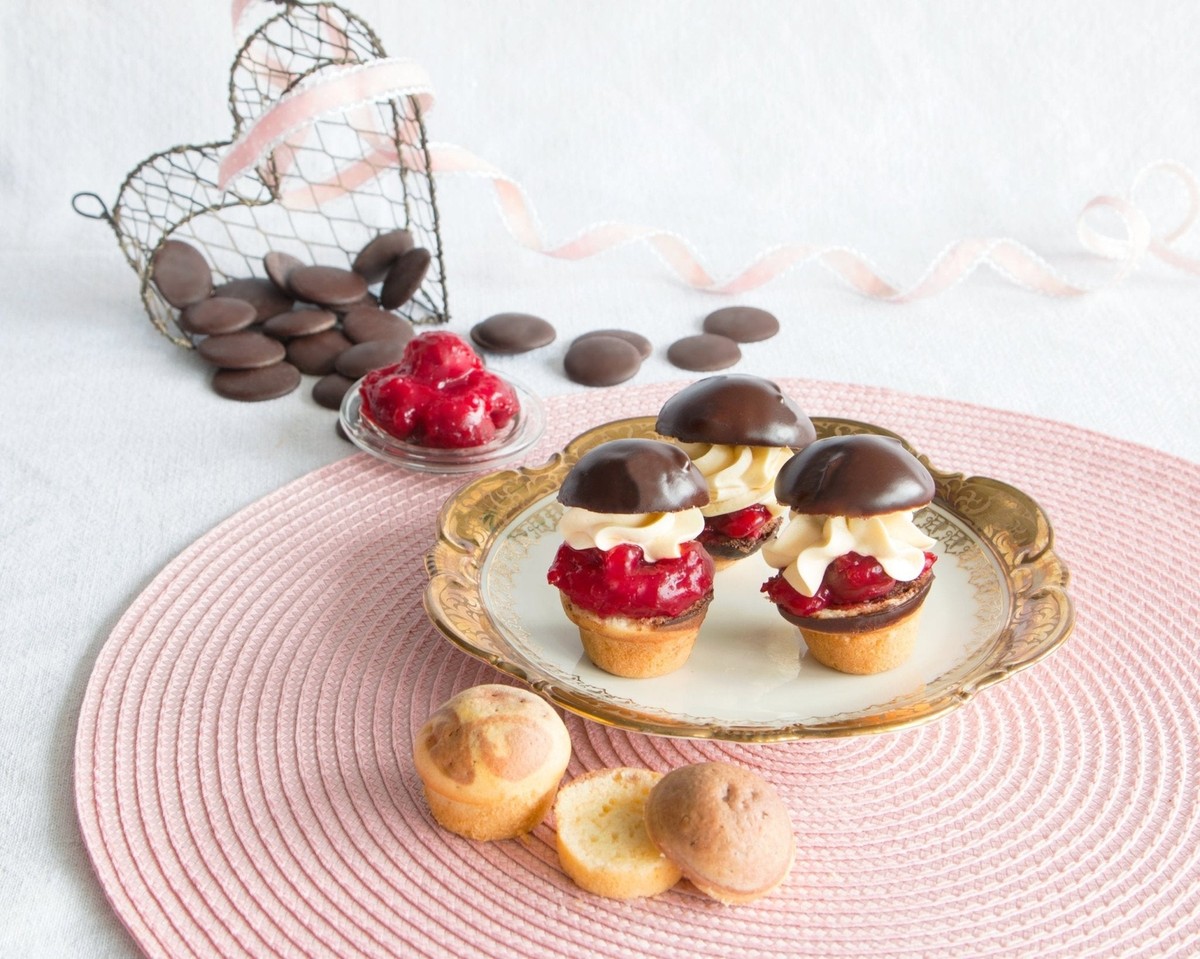 STÄDTER "we Love Baking" Muffinform (12er) – PFAS-frei, Antihaftbeschichtet, 35x27 Cm, Silber