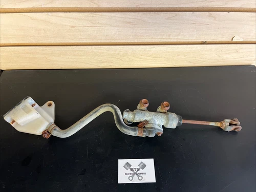 CYLINDER ASSY, REAR MASTER (WHITE) | !69600-43B00; Includes Item(s) 2 - 12