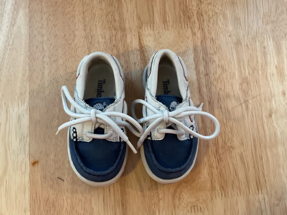 Timberland 婴儿鞋 6 码蓝色白色红色系带皮革船鞋经典 — 第 3/4 张图片