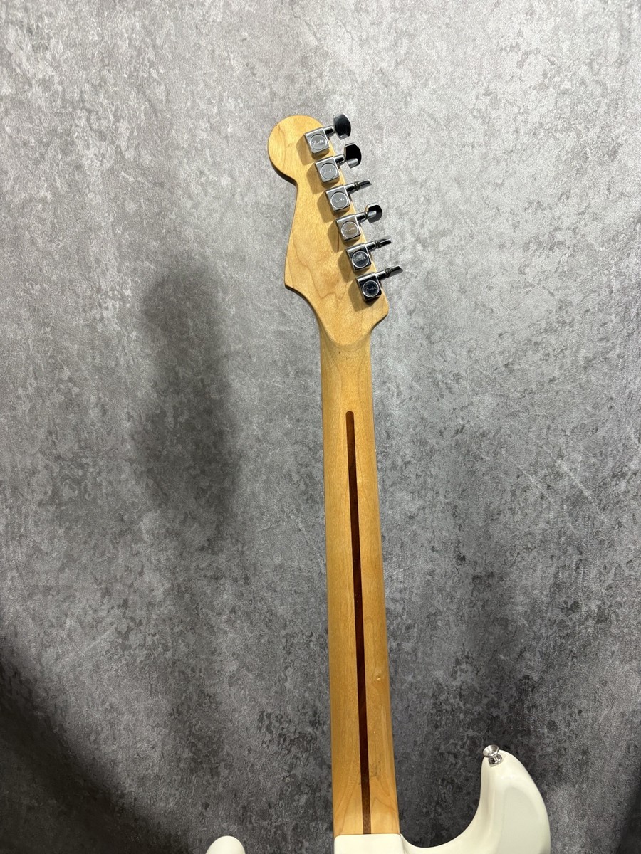White Mexican Fender Stratocaster | eBay