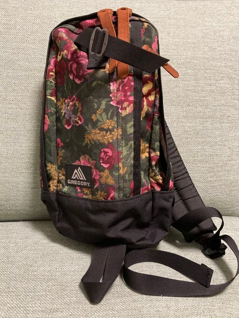 Gregory Switch Sling Backpack Flower Pattern Blac… - image 1