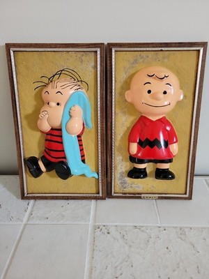 Vintage 1965 Peanuts 3D Vacuform Wall Plaques  Charlie Brown and Linus. See Desc