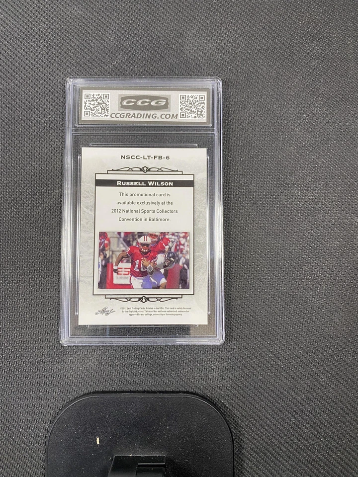 Russell Wilson 2012 Leaf edição limitada NSCCLTFB6 CCG 10 RC - Imagem 2 de 2