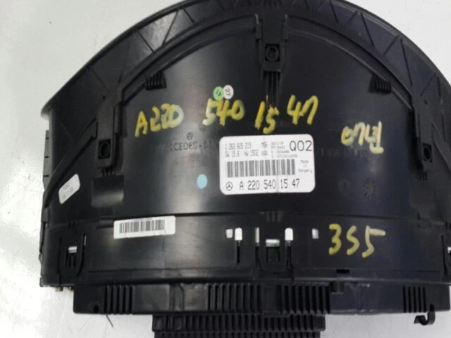 Mercedes-Benz E350 2006 grupos de instrumentos A2205401547 Foto 2 de 4