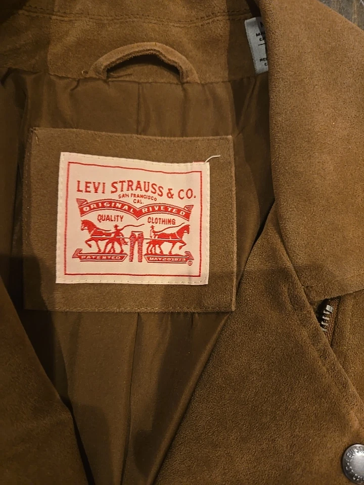 Jaqueta de motociclista Levi’s feminina couro camurça sintética - média - Imagem 3 de 4