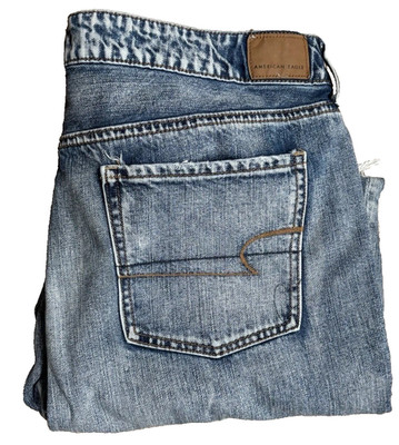 American Eagle Tomgirl Women Jeans Size 16 Button Fly Blue Mid-Rise Distressed