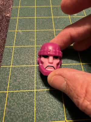 Hasbro Marvel Legends Retro Uncanny X-Men Sentinel 8'' figure Head B Only