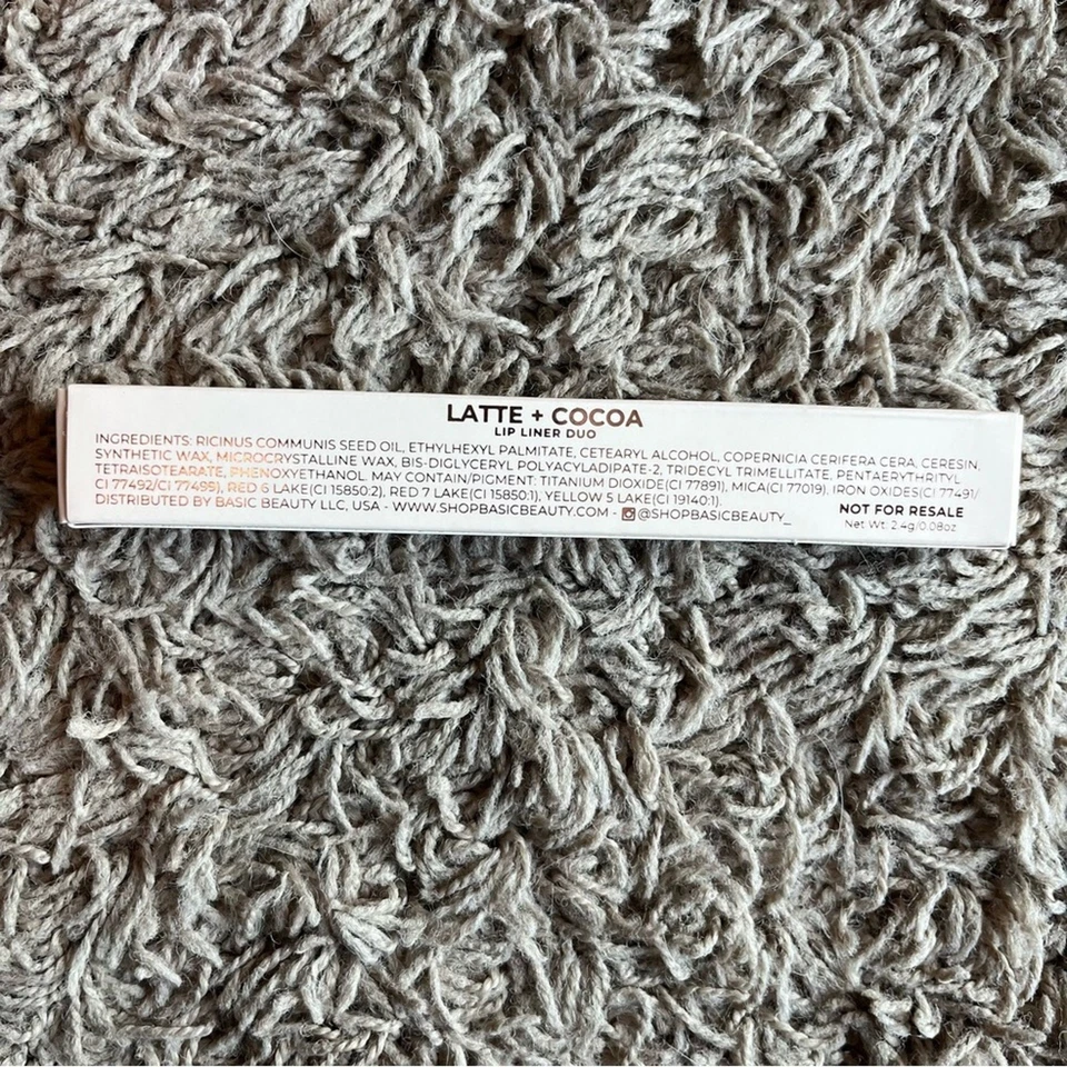 NWT! Basic Beauty Gel Lip Liner Duo in Latte and Cocoa - Image 2 of 4
