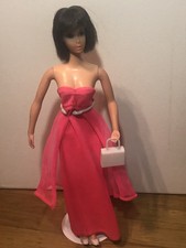Barbie vintage TNT Brünette mit Wimpern Klei...