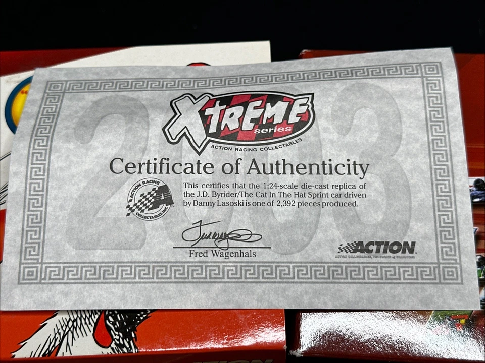 1/24 ACTION SPRINT CAR 2003 DONNY LASOSKI JD BYRIDER DR SEUSS CAT IN THE HAT - Image 2 of 4