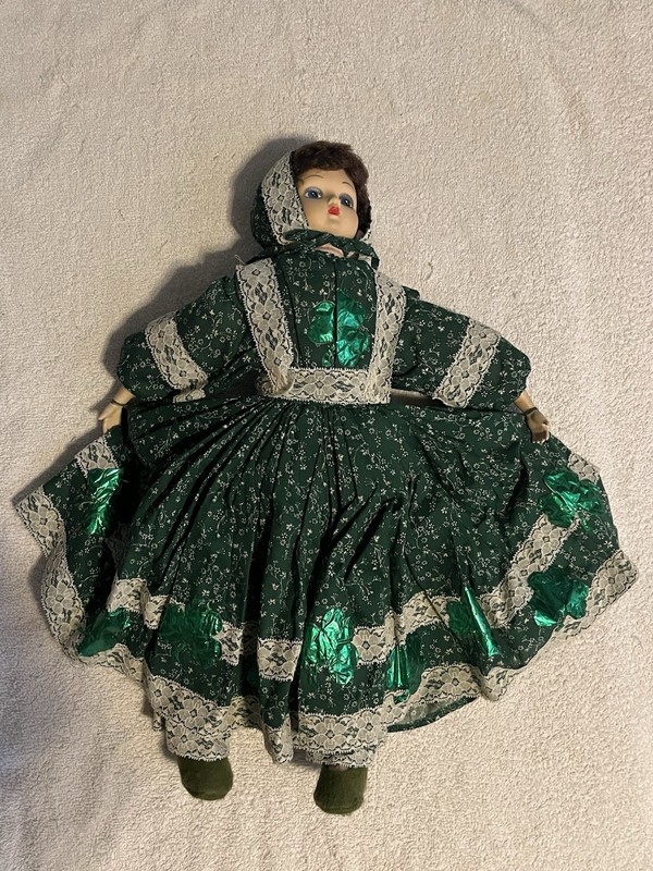 Haunted Paranormal 21" Irish? Stuffed Doll -Cassie positive eyes brighten