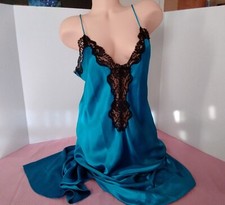 California Dynasty Nightgown Emerald Green Silky Second Skin Black Lace SZ M