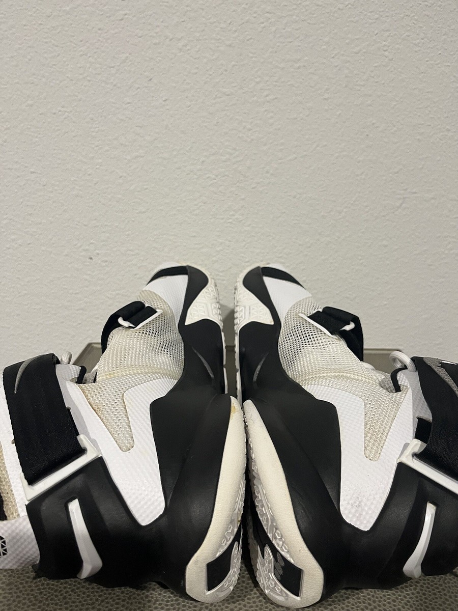 Nike Lebron James Zoom Soldier IX TB Shoes Men display picture 1