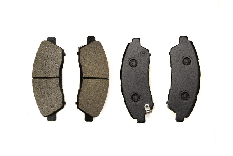 Front/Rear Brake Pads For Mitsubishi Fuso 4P10 3C13(D