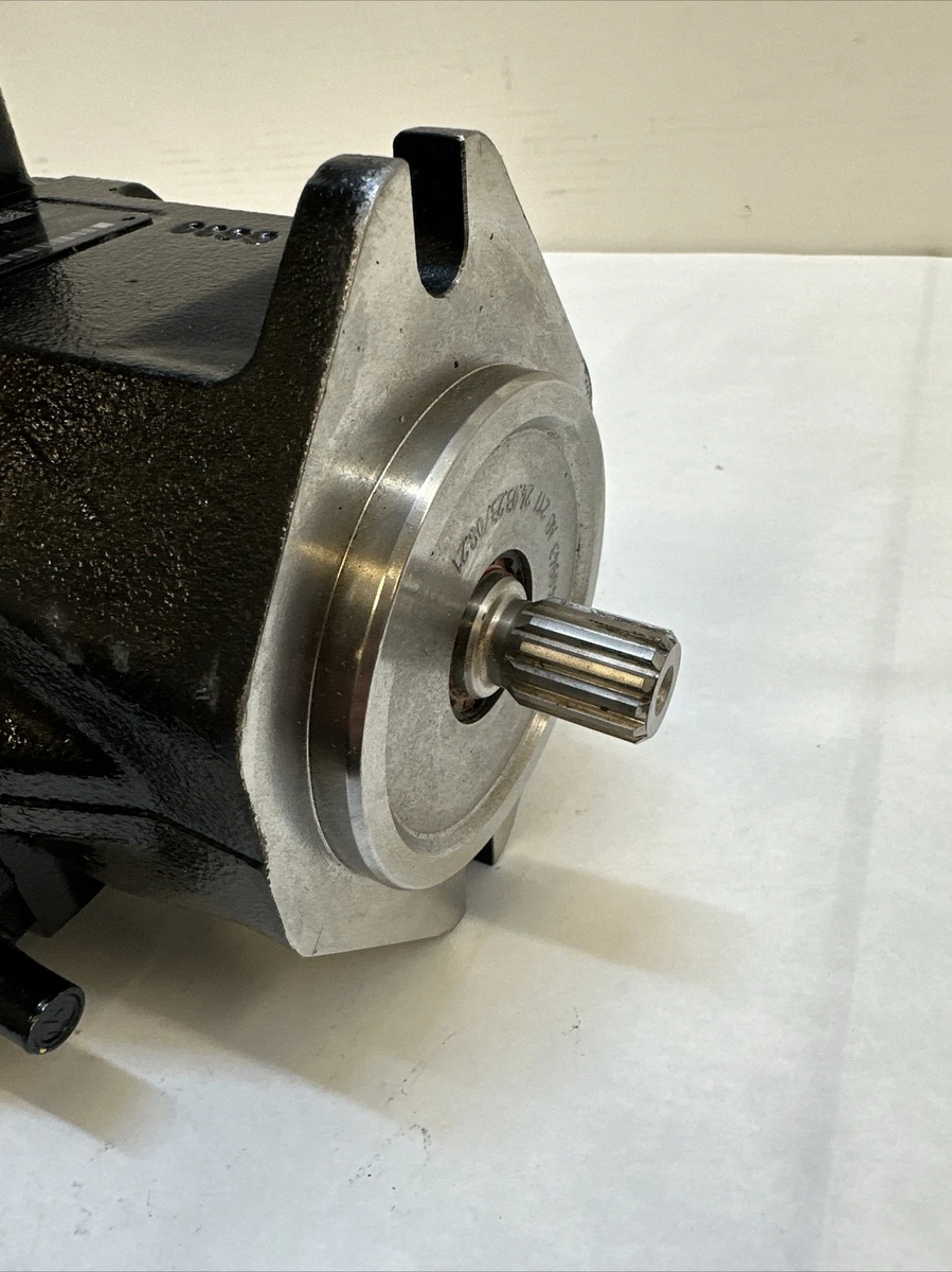 VOLVO 17513676 R902567669 Hydraulic Pump | eBay