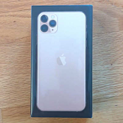 Apple iPhone 11 Pro Max 256GB Gold 6.5in iOS A2161 MWHG12LL/A factory sealed NIB
