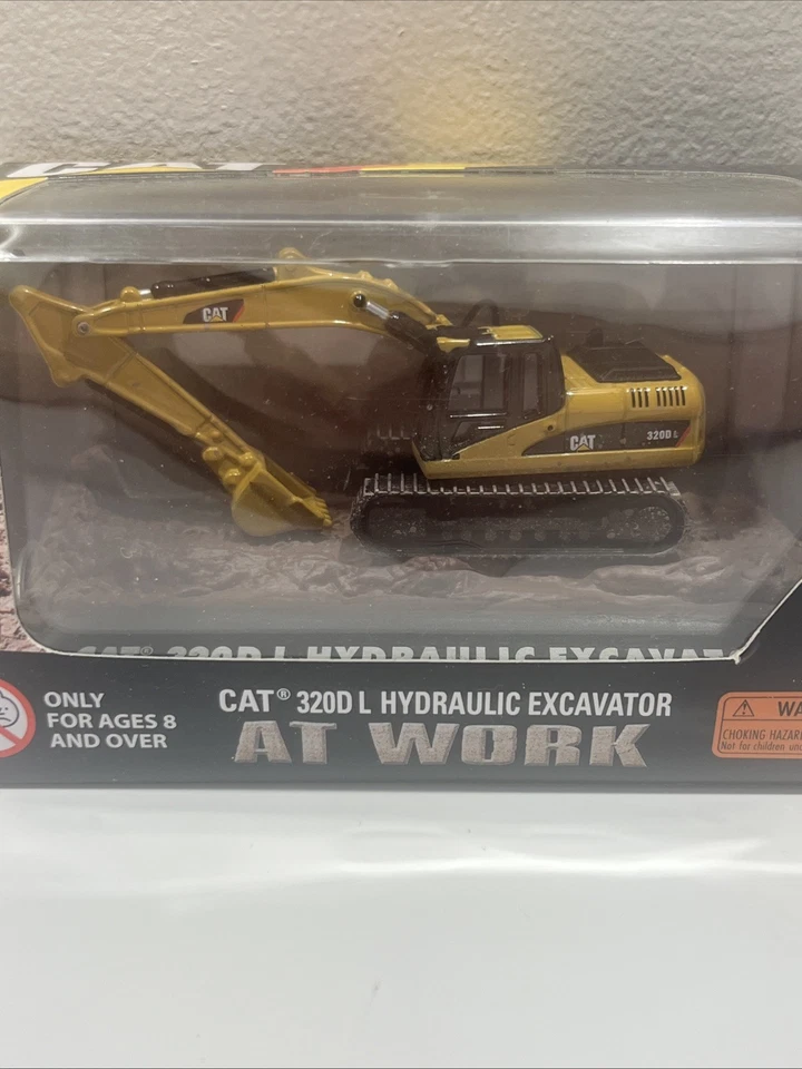 Norscot - CAT® 320D L HYDRAULIC EXCAVATOR - At Work 1:87 #55436 Loose In Box G14 - Image 2 of 3