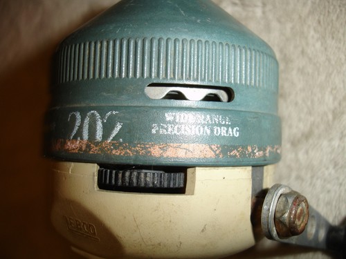 Lot of (3) Vintage Zebco 202 Fishing Reels Made in USA - 第 13/20 張圖片