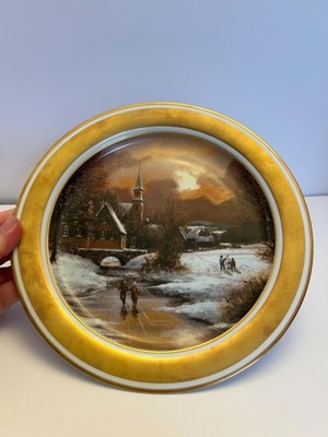 Vintage Gloria Fine Porcelain Winter Village Plate   24K Dullgold Border