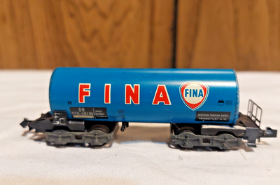 Fina Tank Car Minitrix N scale missing ladder made in West Germany